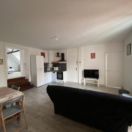 Appartement 57M² Avec Wifi A 200M Des Thermes - 4 Pers. - Parking Gratuit - La Roche-Posay - Fr-1-541-40 Exteriör bild