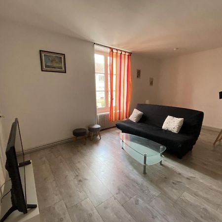 Appartement 57M² Avec Wifi A 200M Des Thermes - 4 Pers. - Parking Gratuit - La Roche-Posay - Fr-1-541-40 Exteriör bild