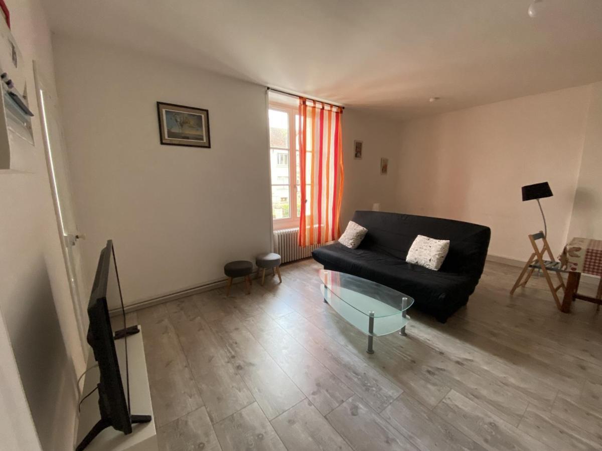 Appartement 57M² Avec Wifi A 200M Des Thermes - 4 Pers. - Parking Gratuit - La Roche-Posay - Fr-1-541-40 Exteriör bild